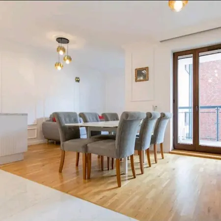 Flatbook - Szafarnia Old Town * Danzig