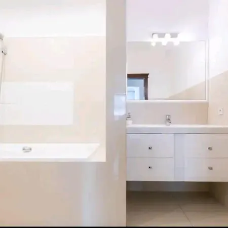 Flatbook - Szafarnia Old Town